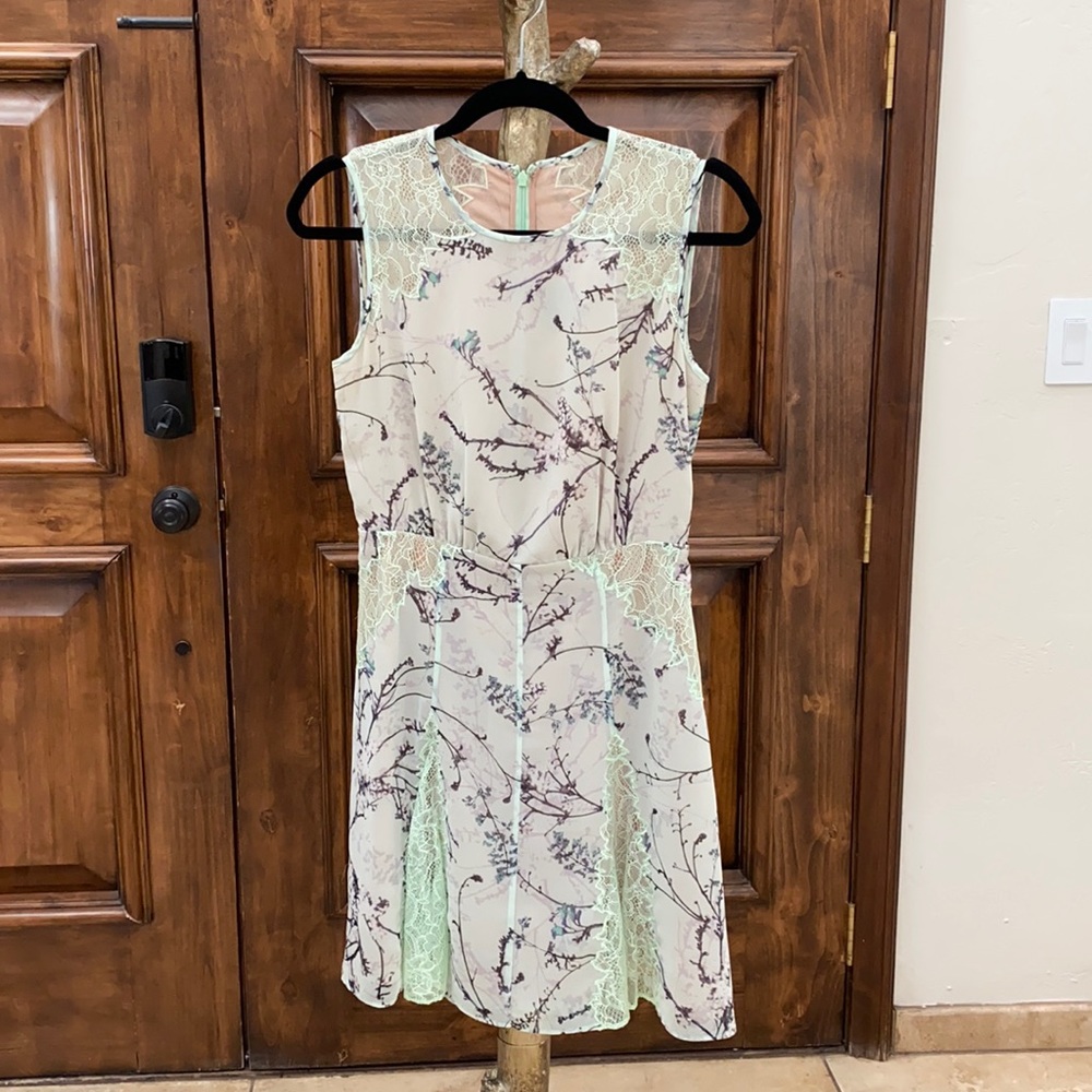 Bcbgmaxazria dress